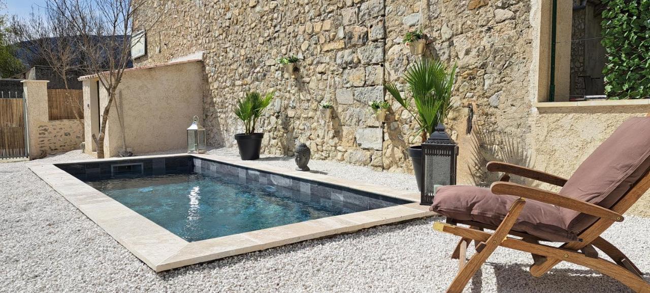 Mazet En Provence Pour 4, Piscine Chauffee Privee, Jardin Clos Prive, Barbecue, Chiens Admis Sainte-Jalle Exteriér fotografie